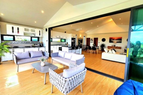 Villa in Hua Hin, Thailand 4 bedrooms № 168290 - photo 17