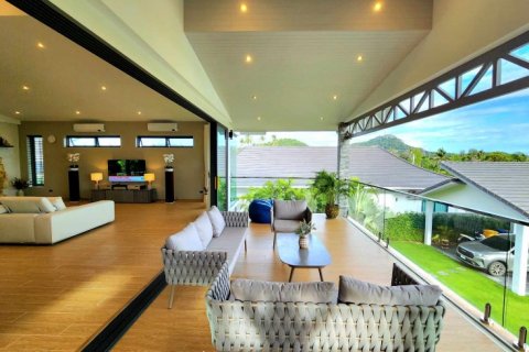 Villa in Hua Hin, Thailand 4 bedrooms № 168290 - photo 18