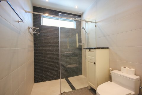 Villa in Hua Hin, Thailand 3 bedrooms № 168326 - photo 19