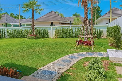 Villa in Hua Hin, Thailand 4 bedrooms № 168325 - photo 6