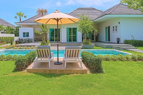 Villa in Hua Hin, Thailand 4 bedrooms № 168325 - photo 7