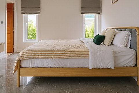 Villa in Hua Hin, Thailand 4 bedrooms № 168325 - photo 15