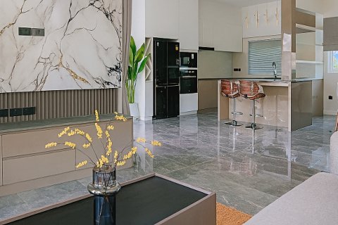 Villa in Hua Hin, Thailand 4 bedrooms № 168325 - photo 11