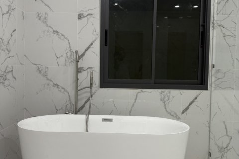 Villa in Pattaya, Thailand 2 bedrooms № 159912 - photo 23