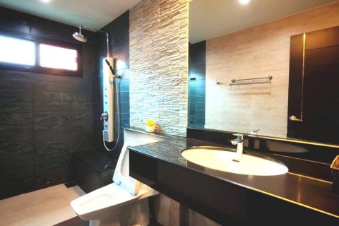 Вилла в Паттайе, Таиланд с 2 спальнями  № 159909 - фото 24