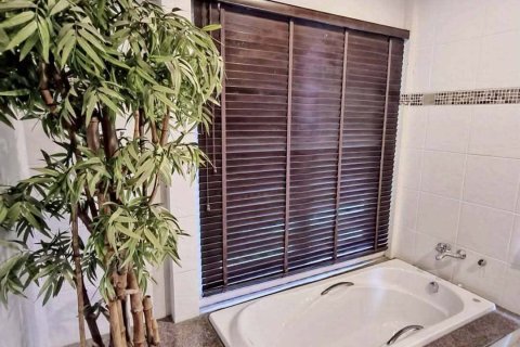 Вилла в Паттайе, Таиланд с 3 спальнями  № 159908 - фото 12