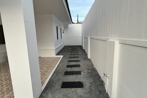 Villa in Pattaya, Thailand 3 bedrooms № 159911 - photo 6