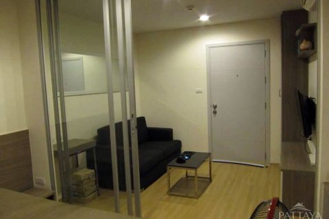 Condo in Pattaya, Thailand, 1 bedroom  № 204023 - photo 4