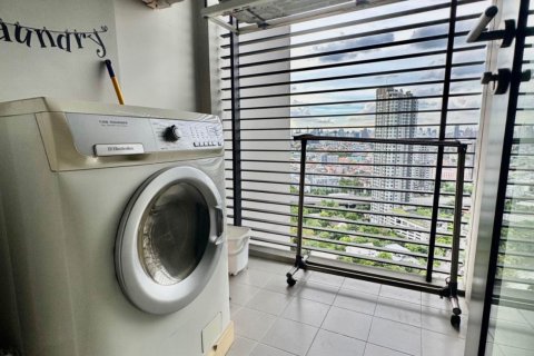 Studio in the Condo in Watthana, Bangkok, Thailand  № 148339 - photo 9