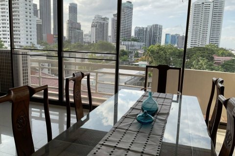 Condo à Watthana, Bangkok, Thaïlande, 3 chambres  № 139014