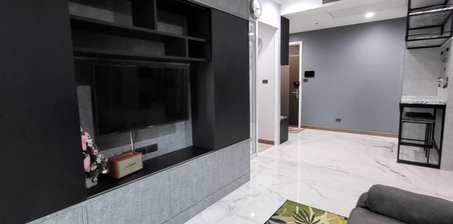 Студия в кондо в Банг Раке, Бангкок, Таиланд № 139015