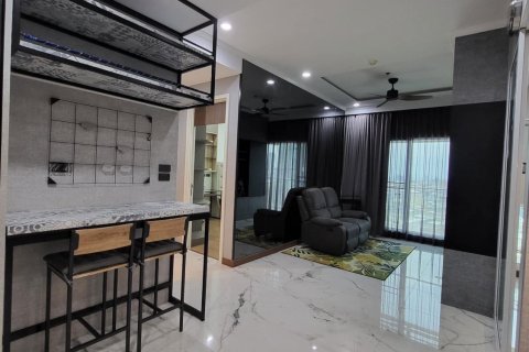 Студия в кондо в Банг Раке, Бангкок, Таиланд № 139015 - фото 7