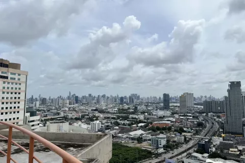 Кондоминиум с 3 спальнями в Ян Наве, Бангкок, Таиланд № 139087 - фото 3