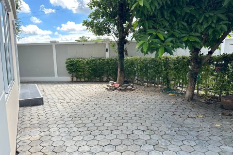 Дом в Сарафи, Таиланд с 4 спальнями  № 154433 - фото 2