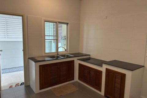 Дом в Сарафи, Таиланд с 4 спальнями  № 154433 - фото 4