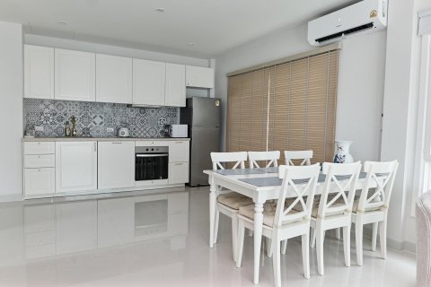 House in Phuket, Thailand 4 bedrooms № 154434 - photo 5