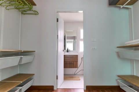 House in Phuket, Thailand 4 bedrooms № 154434 - photo 17