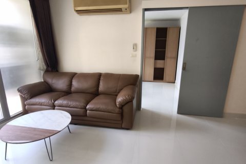 Студия в кондо в Ваттхане, Бангкок, Таиланд № 145032 - фото 4