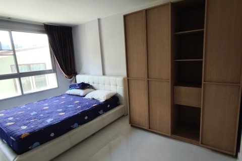 Студия в кондо в Ваттхане, Бангкок, Таиланд № 145032 - фото 8