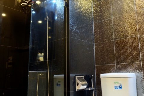 Studio in the Condo in Khlong Toei, Bangkok, Thailand № 145037 - photo 8