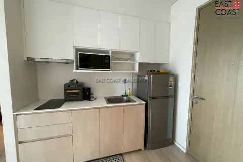 Condominio de 1 dormitorio en Jomtien Beach, Pattaya, Tailandia № 212835 - foto 4