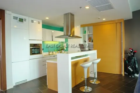 Condominio de 2 dormitorios en Pattaya, Tailandia № 212829 - foto 3
