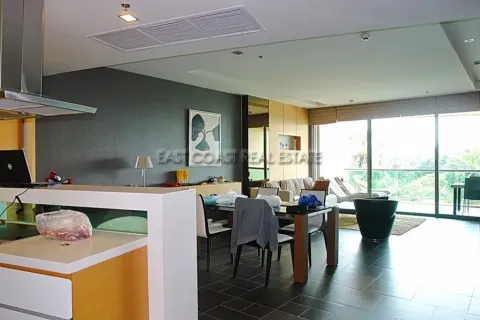 Condominio de 2 dormitorios en Pattaya, Tailandia № 212829 - foto 2