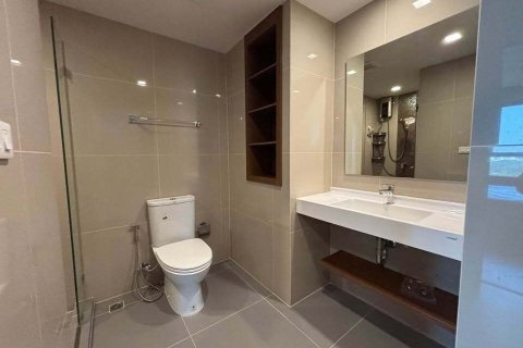 Кондоминиум с 2 спальнями в Пхая Тая, Бангкок, Таиланд № 152186 - фото 4