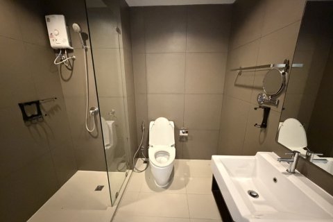Studio dans le Condo à Watthana, Bangkok, Thaïlande  № 171663 - photo 6