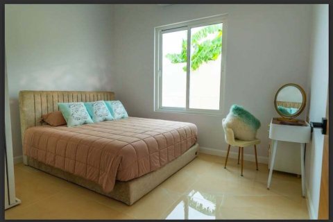 House in Cha-am, Thailand 3 bedrooms № 171664 - photo 8