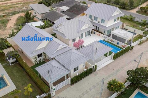 Maison à Cha-am, Thaïlande 3 chambres № 171664