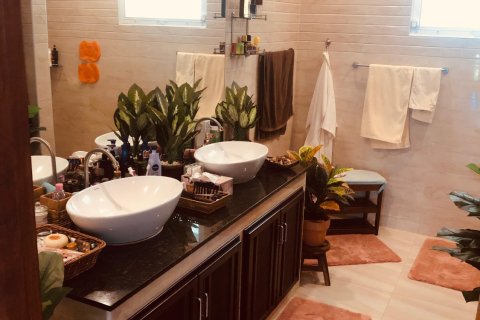 Villa in Kathu, Thailand 2 bedrooms № 171667 - photo 24