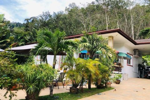 Villa in Kathu, Thailand 2 bedrooms № 171667 - photo 12