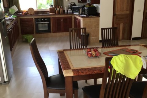 Villa in Kathu, Thailand 2 bedrooms № 171667 - photo 5