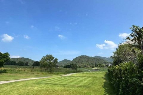 Villa in Hua Hin, Thailand 3 bedrooms № 171668 - photo 16