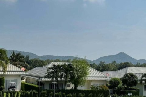 Villa in Hua Hin, Thailand 3 bedrooms № 171668 - photo 15