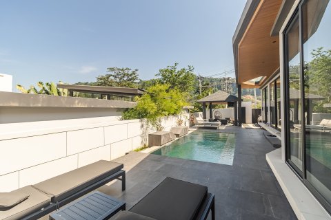 Villa in Phuket, Thailand 2 bedrooms № 171669 - photo 27