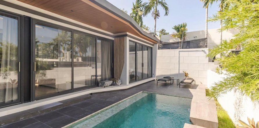 Villa in Phuket, Thailand 2 bedrooms № 171669
