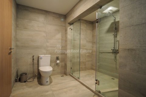 House in Bang Lamung, Thailand 8 bedrooms № 56077 - photo 15