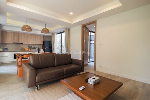 House in Bang Lamung, Thailand 8 bedrooms № 56077 - photo 5