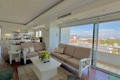 Condo à Hua Hin, Thaïlande, 3 chambres  № 135306 - photo 1