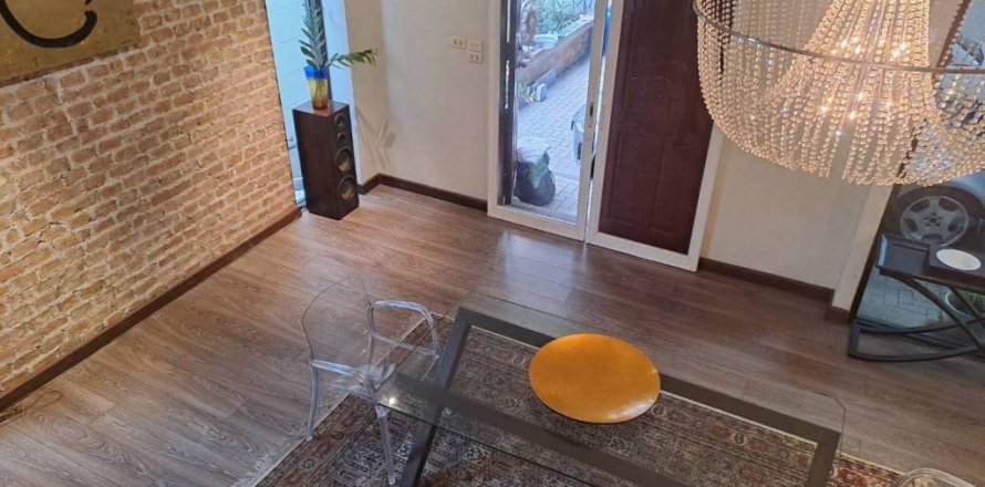 Кондоминиум с 5 спальнями в Бангкоке, Таиланд № 135304