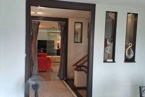 Кондоминиум с 5 спальнями в Бангкоке, Таиланд № 135304 - фото 6