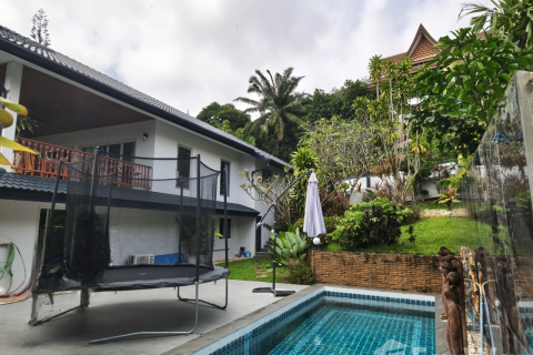 House in Phuket, Thailand 3 bedrooms № 151274 - photo 1
