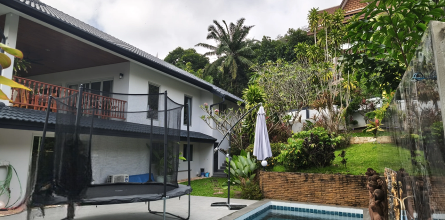 House in Phuket, Thailand 3 bedrooms № 151274