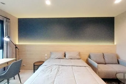 Студия в кондо в Патхум Ване, Бангкок, Таиланд № 139449 - фото 1