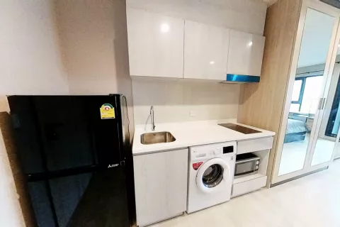 Студия в кондо в Патхум Ване, Бангкок, Таиланд № 139449 - фото 7