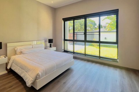 Villa in Chiang Mai, Thailand 4 bedrooms № 146592 - photo 19
