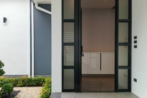 Villa à Chiang Mai, Thaïlande 4 chambres № 146592 - photo 21