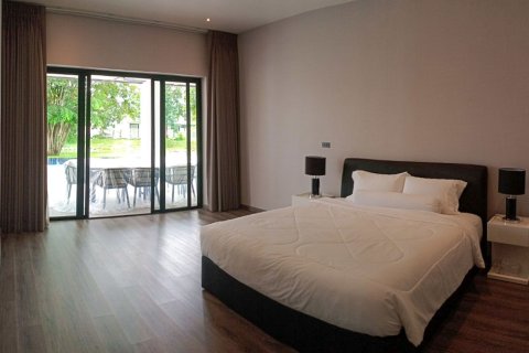 Villa in Chiang Mai, Thailand 4 bedrooms № 146592 - photo 14